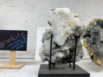 Brookite with Quartz & Chlorite – Pakistan – 628 g