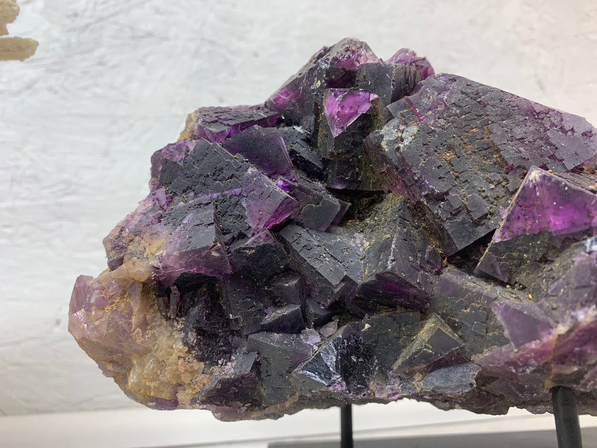Elmwood Deep Purple Fluorite Crystal Specimen – Tennessee