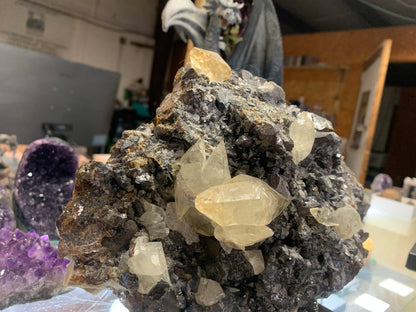 Elmwood Mine Sphalerite with Stellar Beam Calcite – 3,984 g